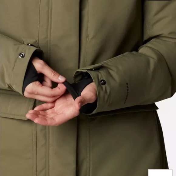 Brand new - Columbia women Winter jacket S with tag on - Picture 4 of 17